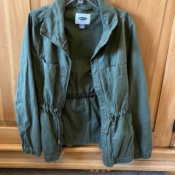 Old Navy army green jacket, women’s small. Super cute with jeans or slacks. - Picture 5 of 6